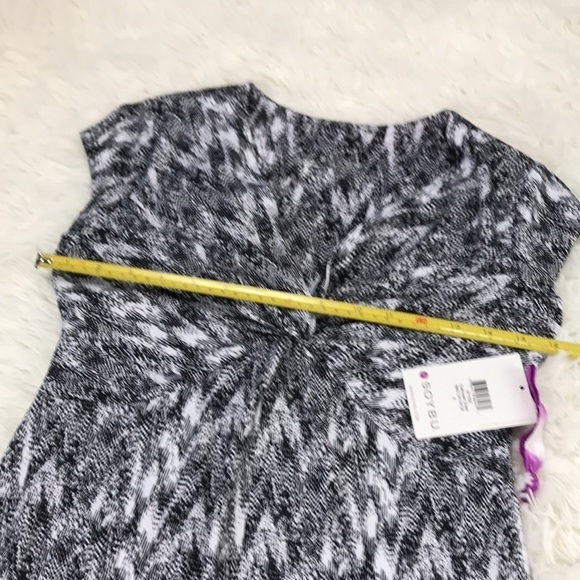 NWT SOYBU Patterned Dress - Picture 8 of 12